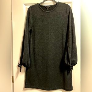 Banana Republic Factory- MIDI Length Dress